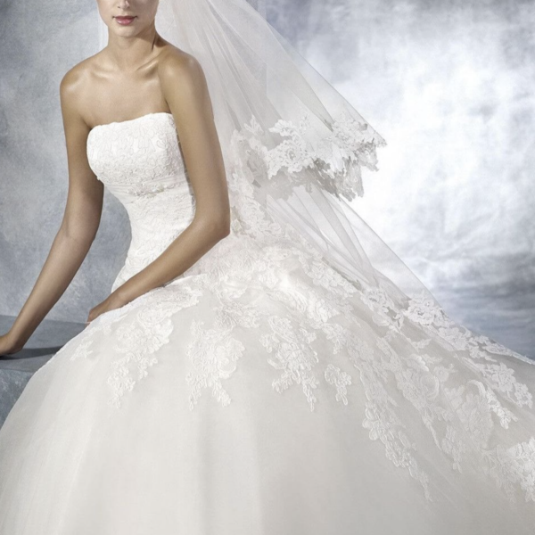White One Triana